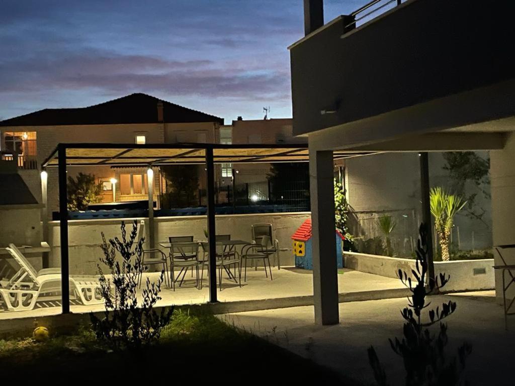 Apartments Zaja Seget Vranjica Exterior photo