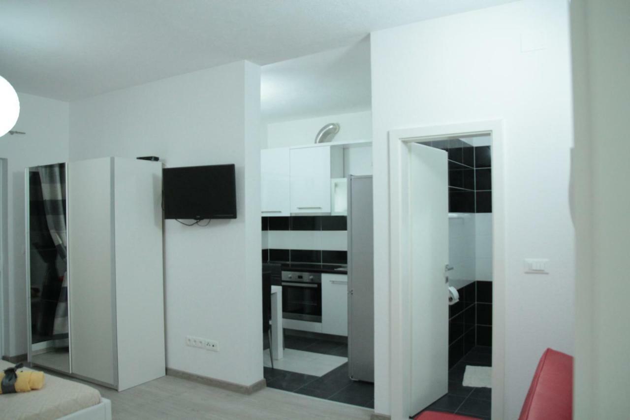 Apartments Zaja Seget Vranjica Room photo